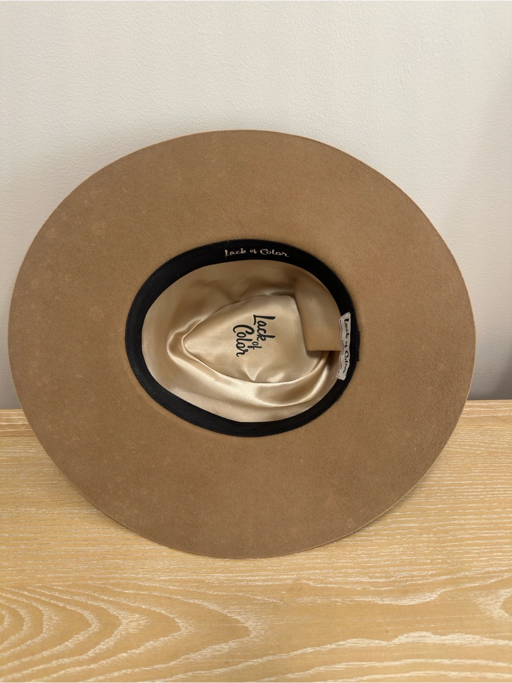 Wide Brim 100% Australian Wool Fedora Hat in Camel with Suede Band | Size Small - Picture 6 of 8